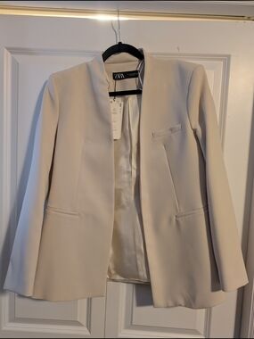 Zara Cream Collarless Blazer